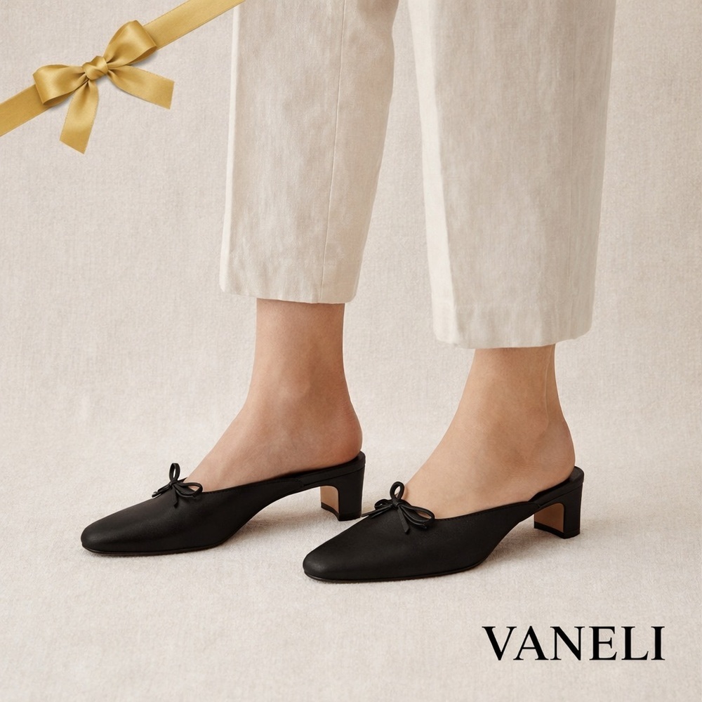 Vaneli Black Leather Slide Mules Block Heel Size 8.5 Medium